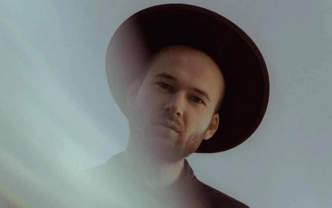 Monolink: l’uomo dietro al sodalizio tra canto e Melodic Techno